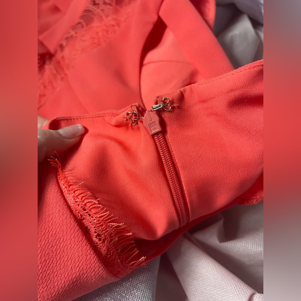 BCBGeneration pleated sleeveless deep v mini dress in Coralwine size 4 - Picture 8 of 14
